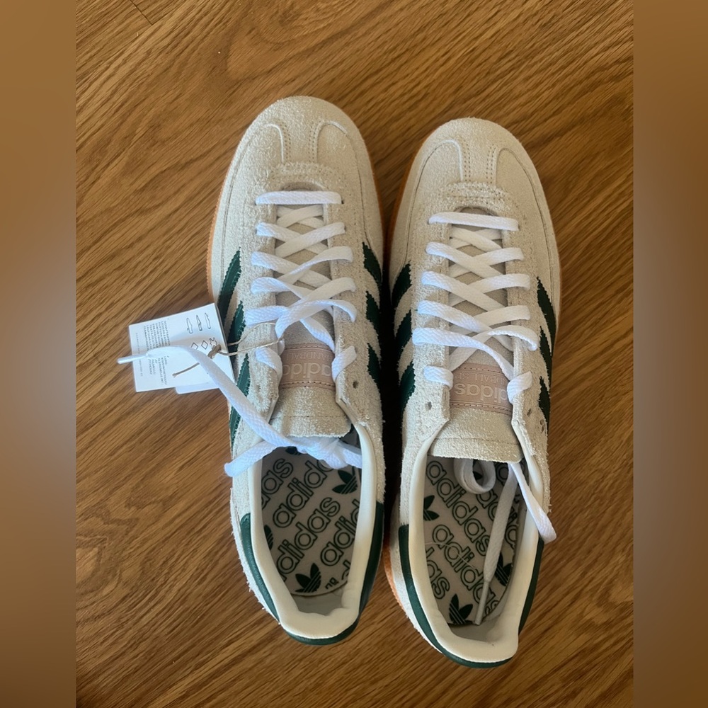 Adidas Women Spezial - Size 8